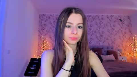 hotmolly_ online show from April 22, 9:33 am