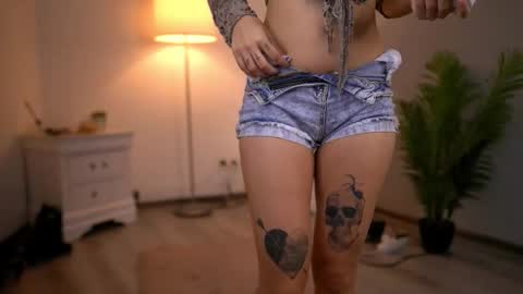 Snapshot of hotmollyx chatting on November 1, 5:20 am Molly online show from November 1, 5:20 am