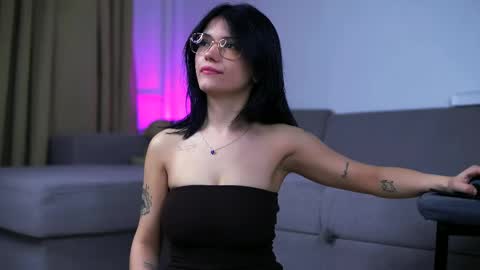 Snapshot of hotmollyx chatting on June 1, 12:34 am Molly online show from June 1, 12:34 am