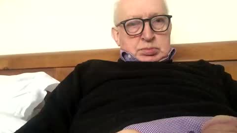 hotmuff99 online show from January 13, 2:11 pm