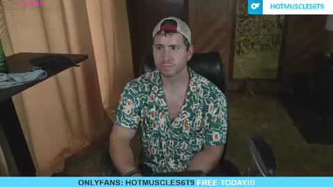 hotmuscles6t9 online show from July 24, 9:35 pm