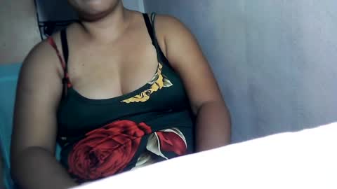 Snapshot of hotnathaly92 chatting on July 25, 2:09 am hotnathaly92 online show from July 25, 2:09 am