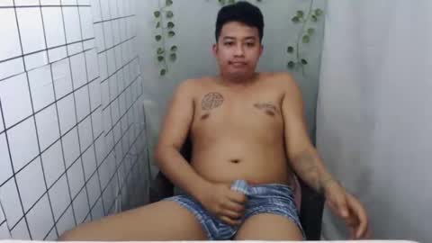 Snapshot of hotnielkhalifa chatting on October 11, 4:55 am neilkhalifa online show from October 11, 4:55 am