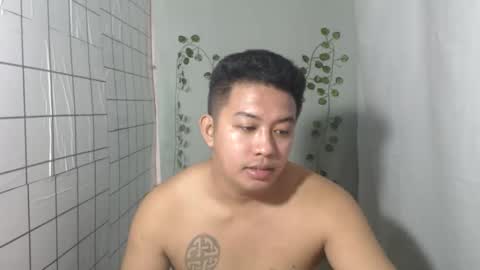 Snapshot of hotnielkhalifa chatting on October 31, 9:27 pm neilkhalifa online show from October 31, 9:27 pm