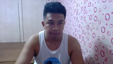 Snapshot of hotnielkhalifa chatting on April 2, 10:46 am neilkhalifa online show from April 2, 10:46 am