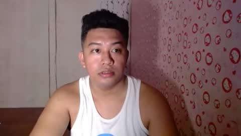 Snapshot of hotnielkhalifa chatting on April 3, 6:55 am neilkhalifa online show from April 3, 6:55 am