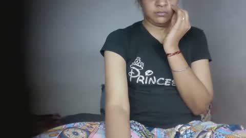 lola online show from May 16, 3:55 pm