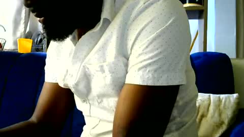 Snapshot of hotpussy_ebony chatting on June 17, 10:50 am hotpussy ebony online show from June 17, 10:50 am