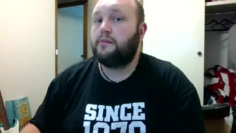 hotrodder323 online show from January 4, 5:16 am