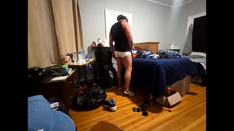 hotrox6942 online show from September 30, 6:29 am