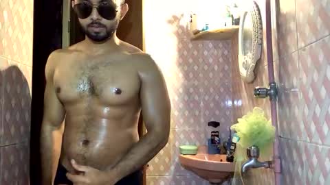 Snapshot of hotsexyplay380972 chatting on December 19, 7:43 pm hotsexyplay380972 online show from December 19, 7:43 pm