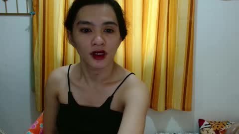 Snapshot of hotssofia4u chatting on May 25, 2:28 am sofia online show from May 25, 2:28 am