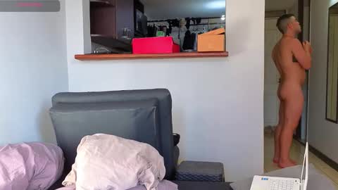 Andres online show from November 2, 9:17 pm