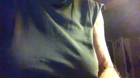 Snapshot of hotstuff133 chatting on November 18, 7:24 am hotstuff133 online show from November 18, 7:24 am