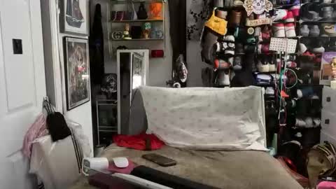 hotstuff775616 online show from February 14, 5:04 am