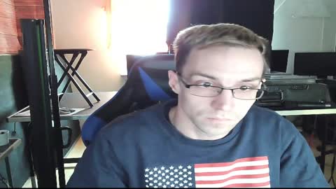 hotsummerboy89 online show from February 9, 2:18 pm