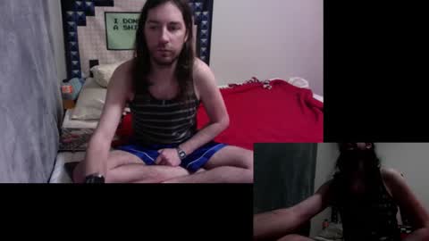 Snapshot of hott25guy chatting on February 19, 3:28 am hott25guy online show from February 19, 3:28 am
