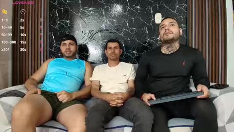 hott_asses online show from February 15, 12:04 am