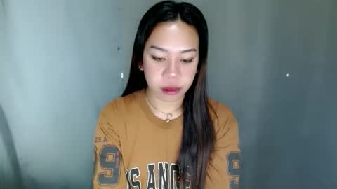 jelaigrande  online show from April 19, 10:56 pm