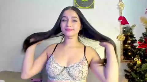 Snapshot of hott_hanna chatting on December 23, 8:11 am Hott Hanna online show from December 23, 8:11 am