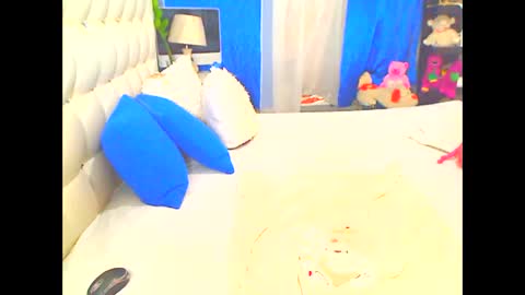 THEONE online show from January 14, 1:06 pm