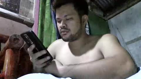 HottestPinoy32 online show from January 18, 3:38 pm