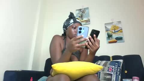 AMOR online show from February 14, 8:22 am