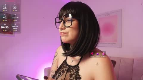 Snapshot of hottie_cami chatting on July 11, 8:44 pm Camila online show from July 11, 8:44 pm