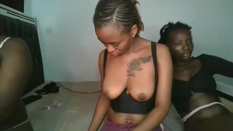 hottie_mistie online show from April 18, 12:20 pm