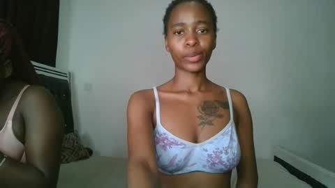 Snapshot of hottie_mistie chatting on June 12, 5:45 pm hottie_mistie online show from June 12, 5:45 pm