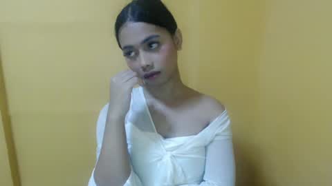 Snapshot of hottiescummerx chatting on August 5, 8:44 pm N I C A online show from August 5, 8:44 pm