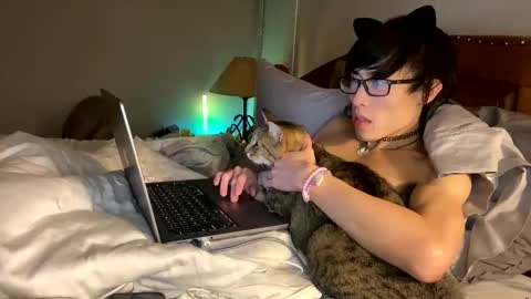 hottiewithabody101 online show from June 8, 12:58 am