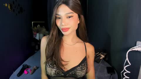 Hi i am Jane half vietnamese and half pinay and would like to meet good person here XOXO online show from May 25, 6:03 pm