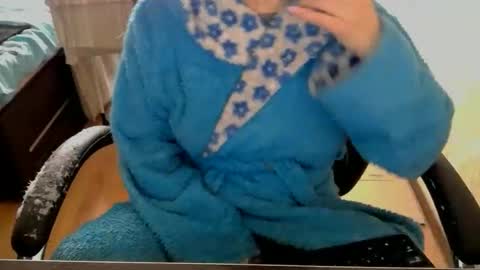 Mary online show from April 19, 9:08 am