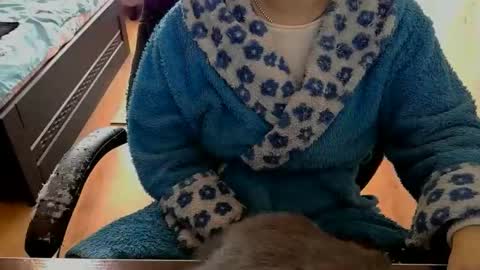 Mary online show from April 23, 10:25 am