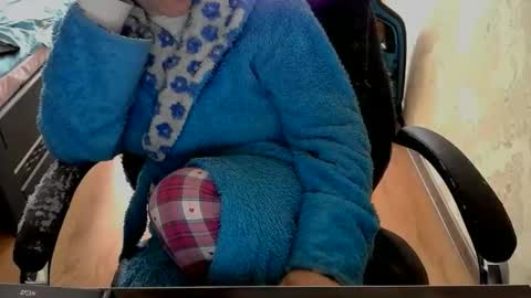 Snapshot of hotty_mary chatting on May 3, 7:58 am Mary online show from May 3, 7:58 am