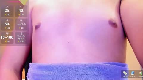 Snapshot of hotty_red_ chatting on December 13, 6:38 pm HOTTY online show from December 13, 6:38 pm