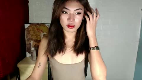 zeah online show from September 10, 10:15 am