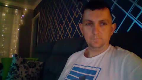 Snapshot of hotuk86 chatting on January 27, 9:11 pm hotuk86 online show from January 27, 9:11 pm