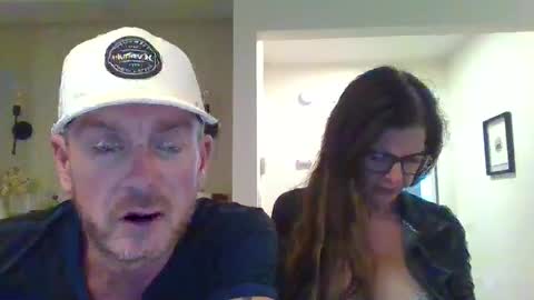 Hotwifehotlife01 online show from April 19, 11:07 pm