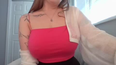 hotwifelili online show from April 26, 6:16 pm