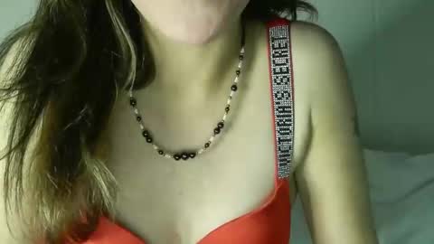 Hotwixx online show from March 4, 11:00 pm