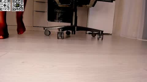 Susan online show from February 22, 12:40 pm