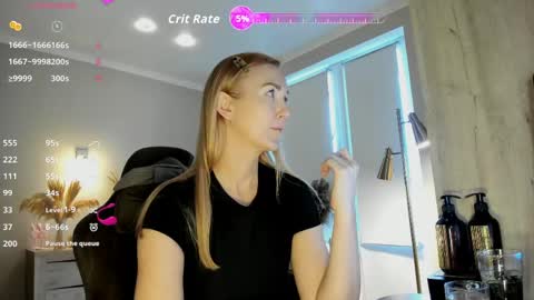 Snapshot of hotyplays chatting on April 25, 12:30 pm Susan online show from April 25, 12:30 pm