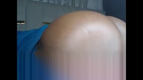 hotypussy95 online show from March 16, 7:18 pm