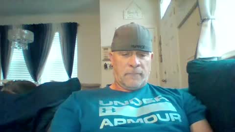 Snapshot of hotyummycock69 chatting on October 28, 12:41 pm hotyummycock69 online show from October 28, 12:41 pm