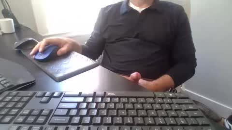 Snapshot of hoverday chatting on May 7, 6:02 pm hoverday online show from May 7, 6:02 pm
