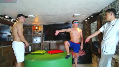 HOWENTS online show from December 28, 12:47 am