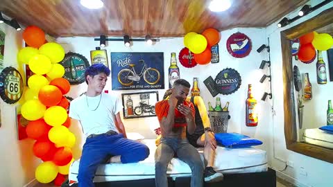 HOWENTS online show from February 8, 2:47 am