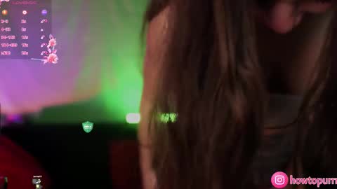 Mia online show from September 15, 5:13 pm